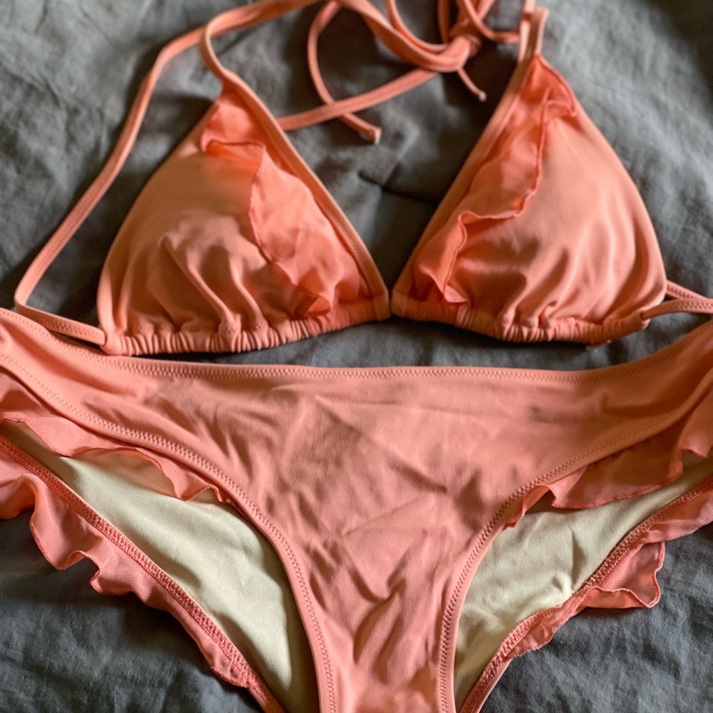 Victoria’s Secret bikini